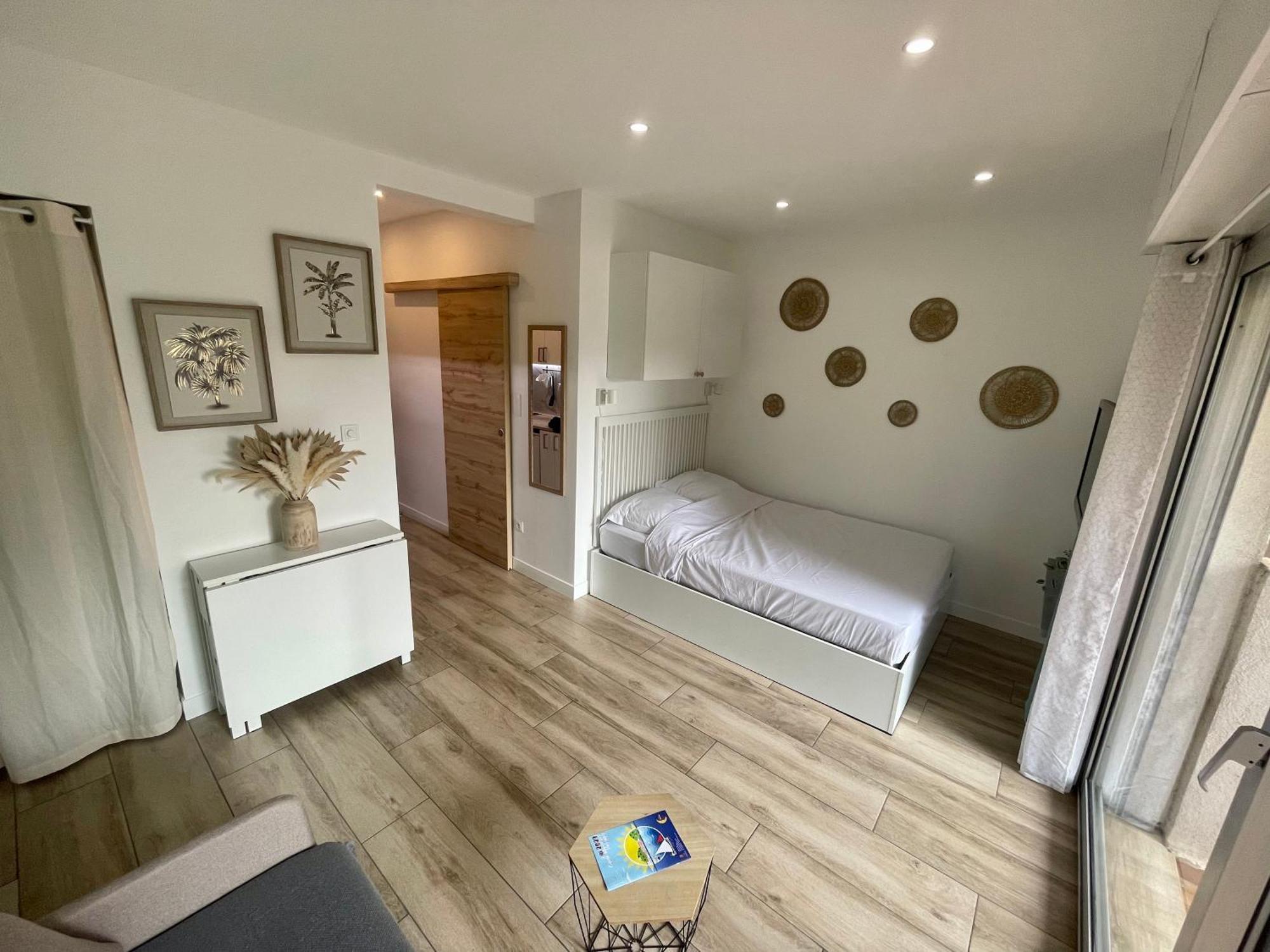 Superbe Studio Avec Terrasse Proximite Plage Saint-Mandrier-sur-Mer Ngoại thất bức ảnh
